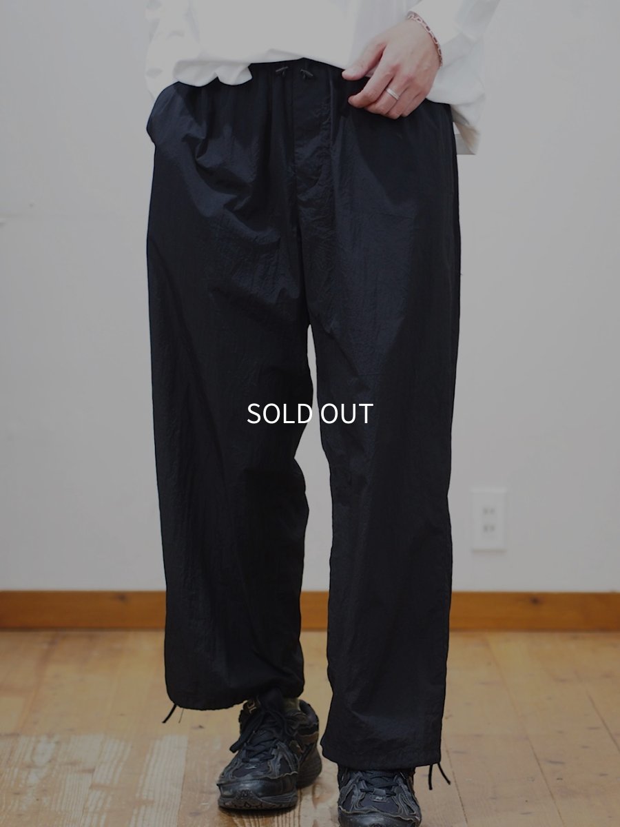 画像1: ATON UTILITY PANTS / HAND DYE NYLON/black (1)