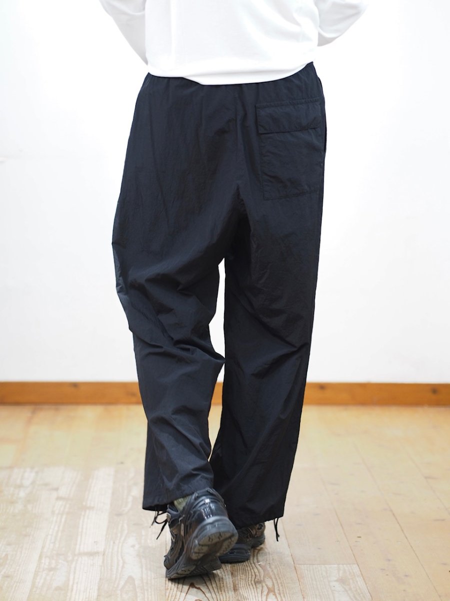 画像8: ATON UTILITY PANTS / HAND DYE NYLON/black (8)