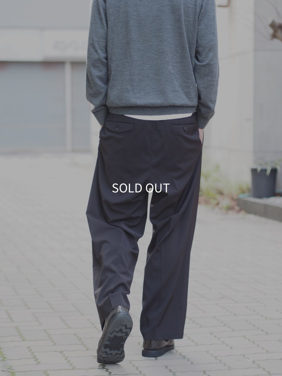 画像7:  YOKO SAKAMOTO  / DOUBLE PLEATED TROUSERS / SUSTAINABLE & RECYCLE / POLYESTER GABARDINE (7)
