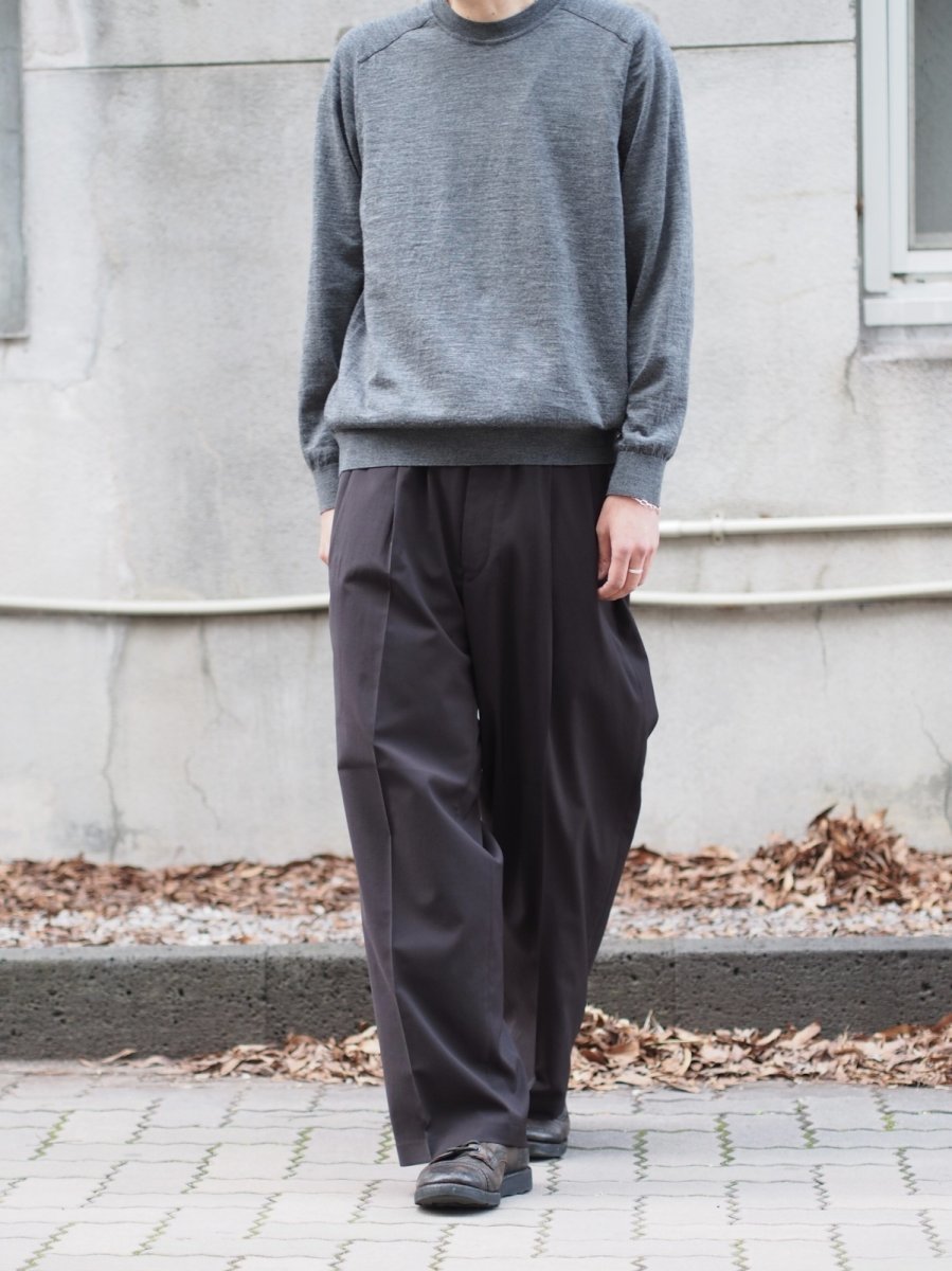 画像1:  YOKO SAKAMOTO  / DOUBLE PLEATED TROUSERS / SUSTAINABLE & RECYCLE / POLYESTER GABARDINE (1)