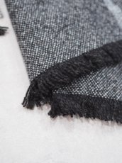画像4: YOKO SAKAMOTO / WOOL LONG SCARF / CHARCOAL GRAY (4)